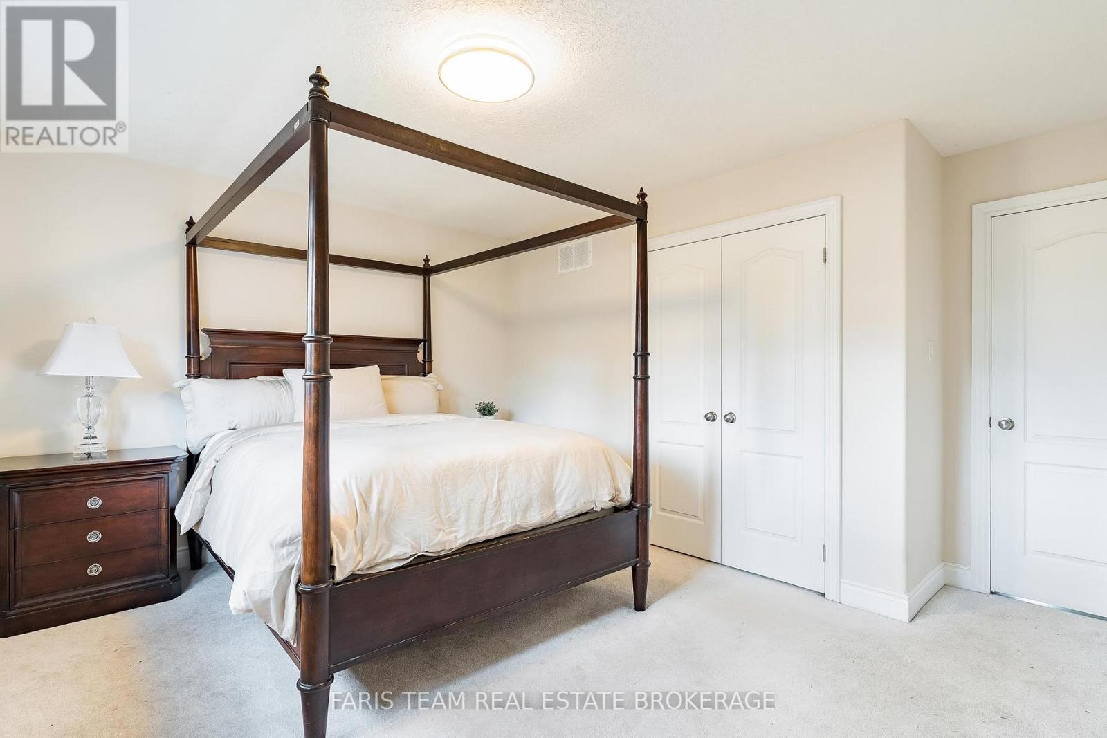 33 Auburn Court, Barrie, Ontario  L4N 6G9 - Photo 18 - S13005336