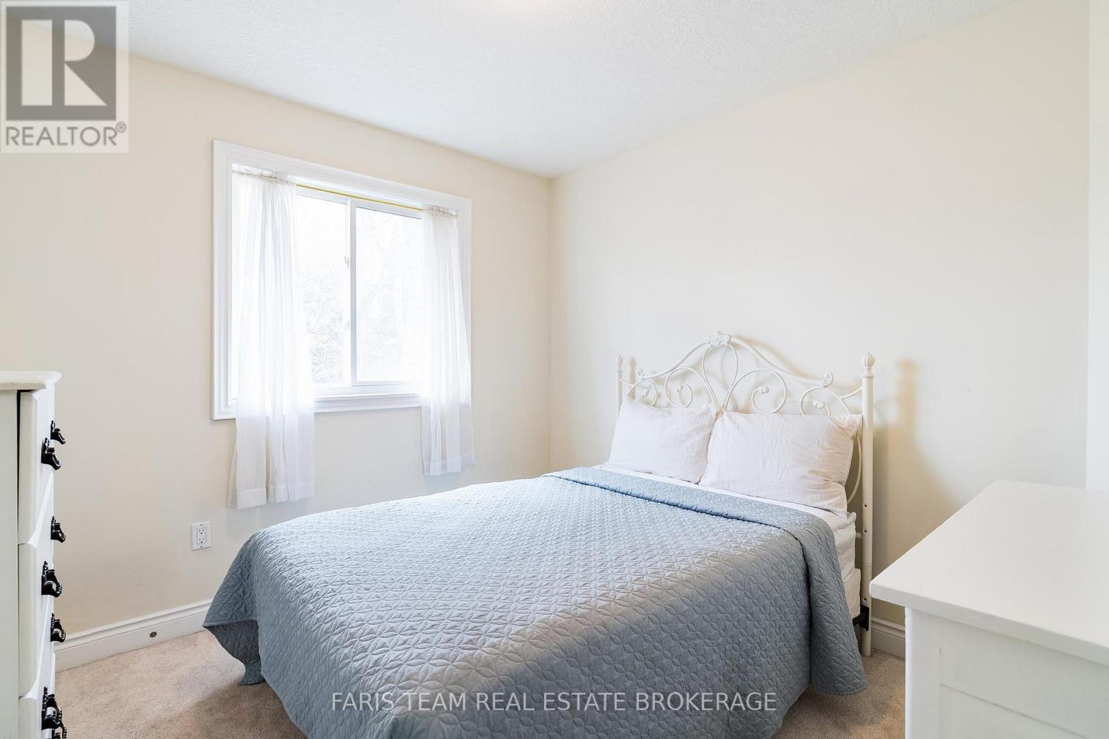 33 Auburn Court, Barrie, Ontario  L4N 6G9 - Photo 21 - S13005336