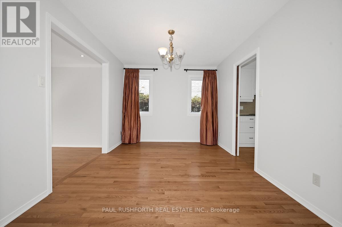 62 Topley Crescent, Ottawa, Ontario  K1G 4M7 - Photo 9 - X12945326