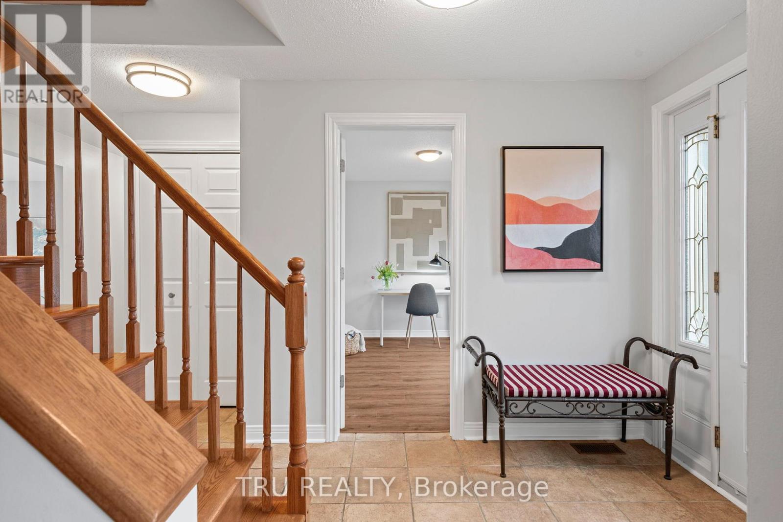 256 Hoylake Crescent, Ottawa, Ontario  K1E 2M8 - Photo 9 - X13004376