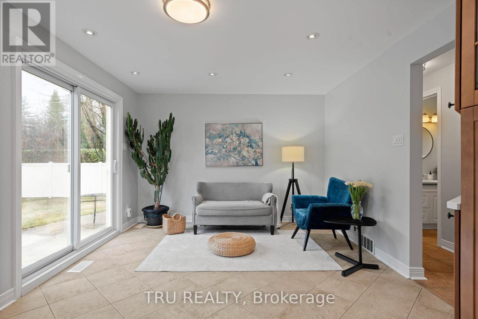 256 Hoylake Crescent, Ottawa, Ontario  K1E 2M8 - Photo 20 - X13004376