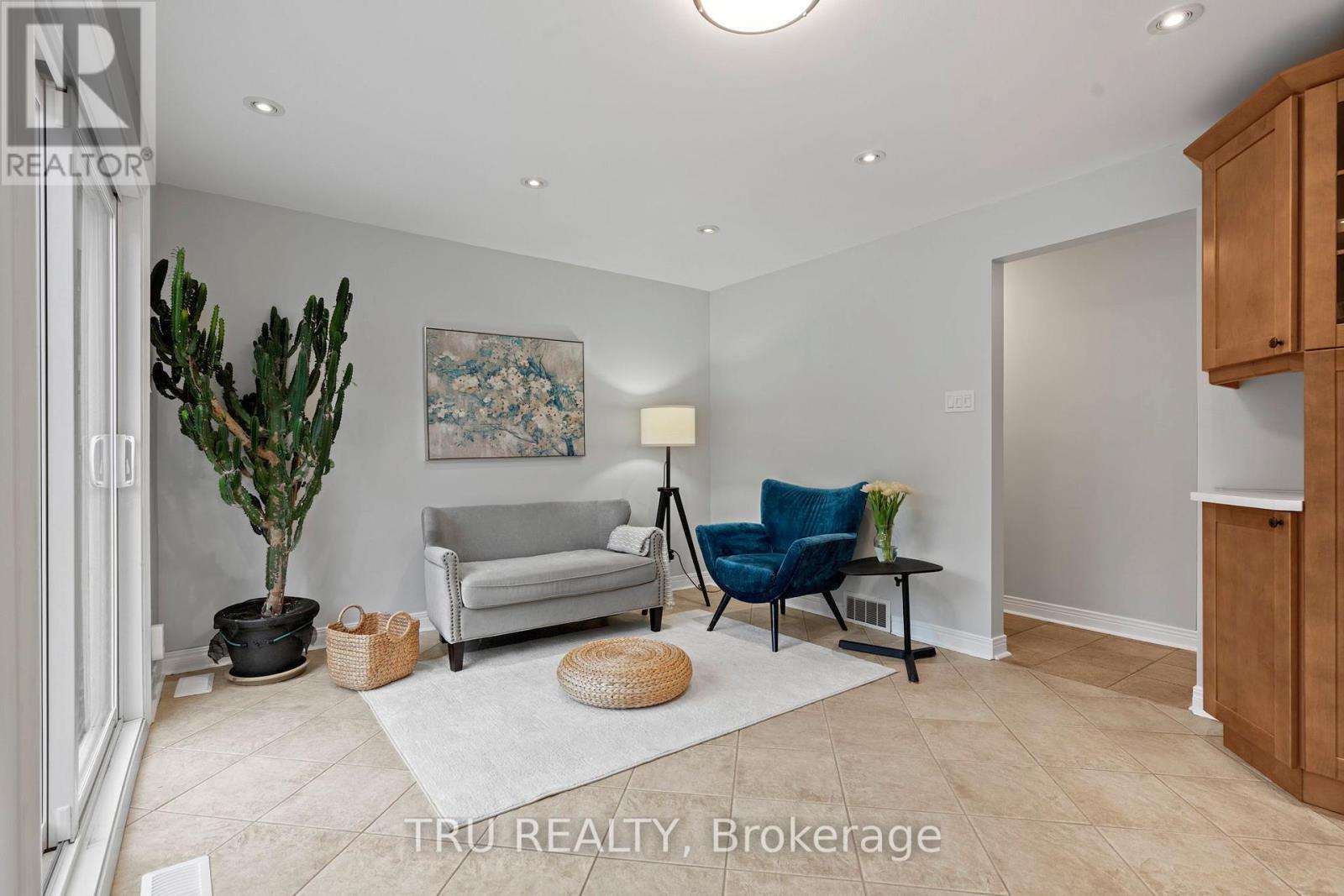 256 Hoylake Crescent, Ottawa, Ontario  K1E 2M8 - Photo 21 - X13004376