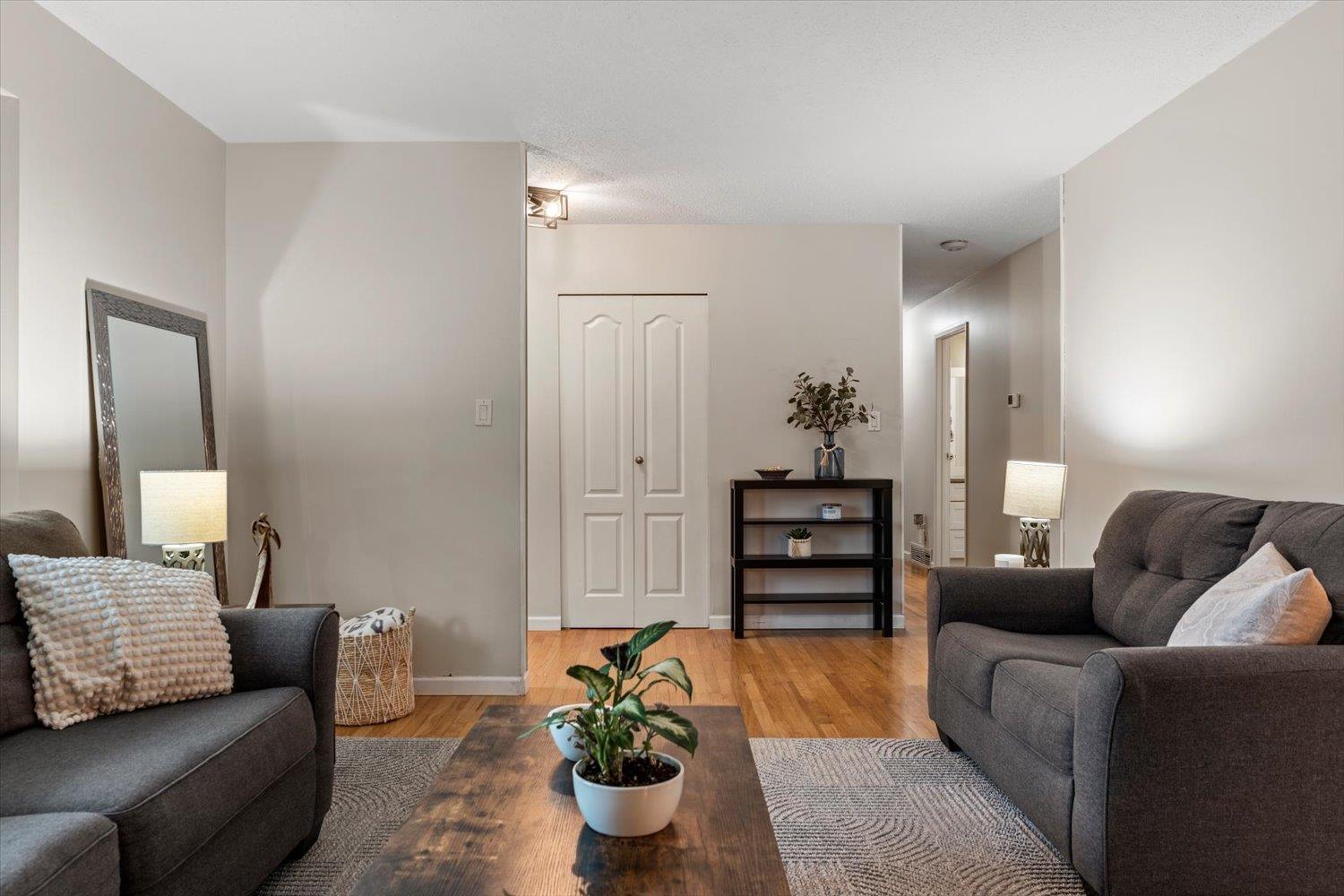 3712 Old Clayburn Road, Abbotsford, British Columbia V3G 1H6 - Photo 8 - R3110191