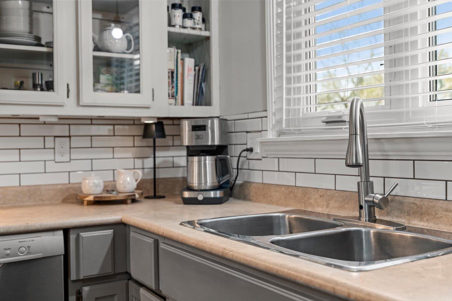 3712 Old Clayburn Road, Abbotsford, British Columbia V3G 1H6 - Photo 15 - R3110191