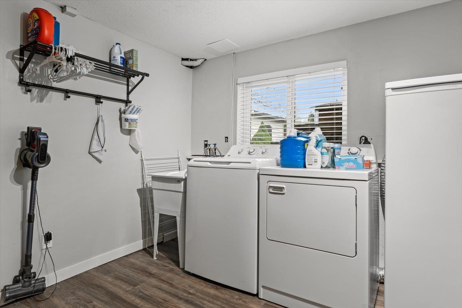 3712 Old Clayburn Road, Abbotsford, British Columbia V3G 1H6 - Photo 30 - R3110191