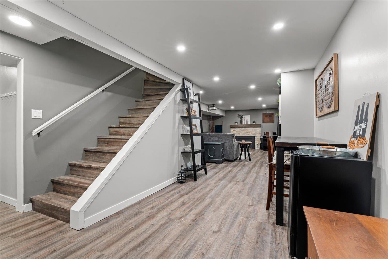 3712 Old Clayburn Road, Abbotsford, British Columbia V3G 1H6 - Photo 22 - R3110191