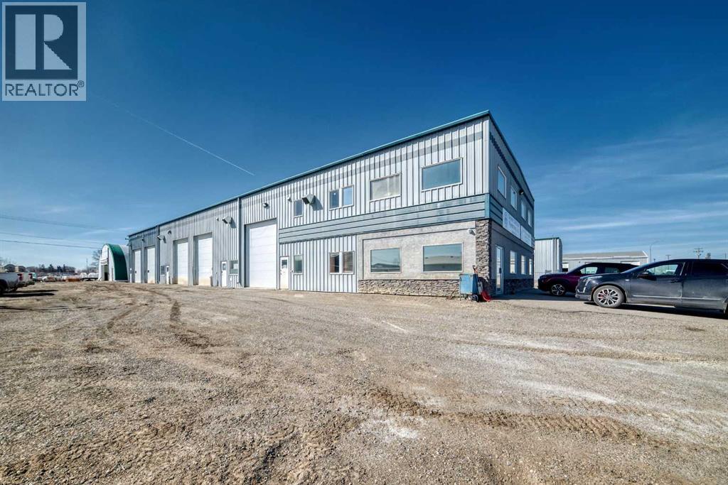 116 Orchard Way, Strathmore, Alberta  T1P 1R8 - Photo 2 - A2301825