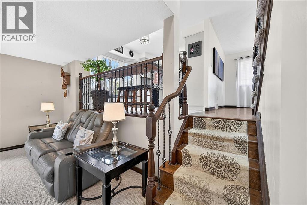 56 Hummingbird Lane, Hamilton, Ontario  L9A 4A9 - Photo 24 - 40821149