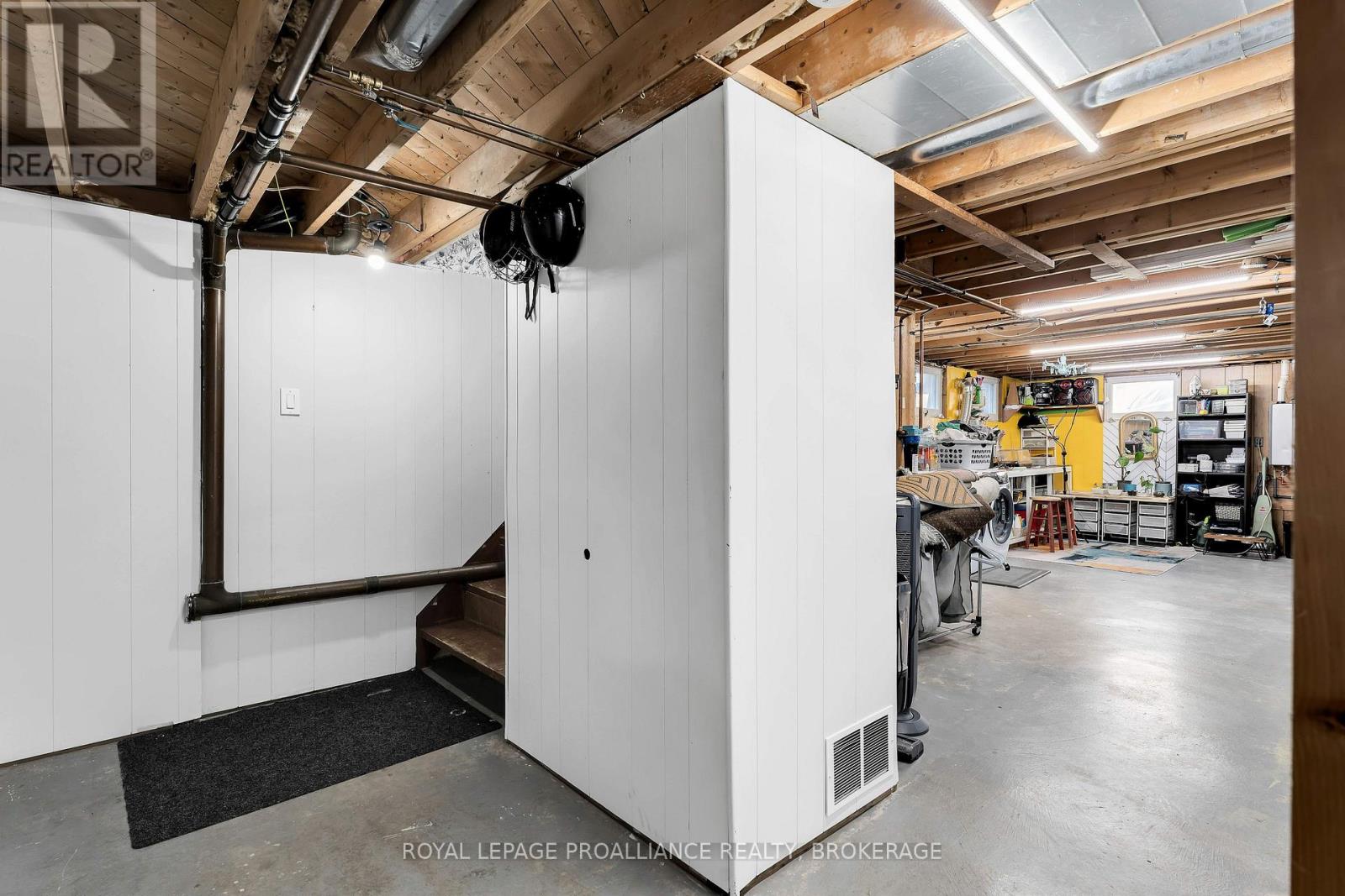 650 Steel Street, Gananoque, Ontario  K7G 2E5 - Photo 26 - X13005312