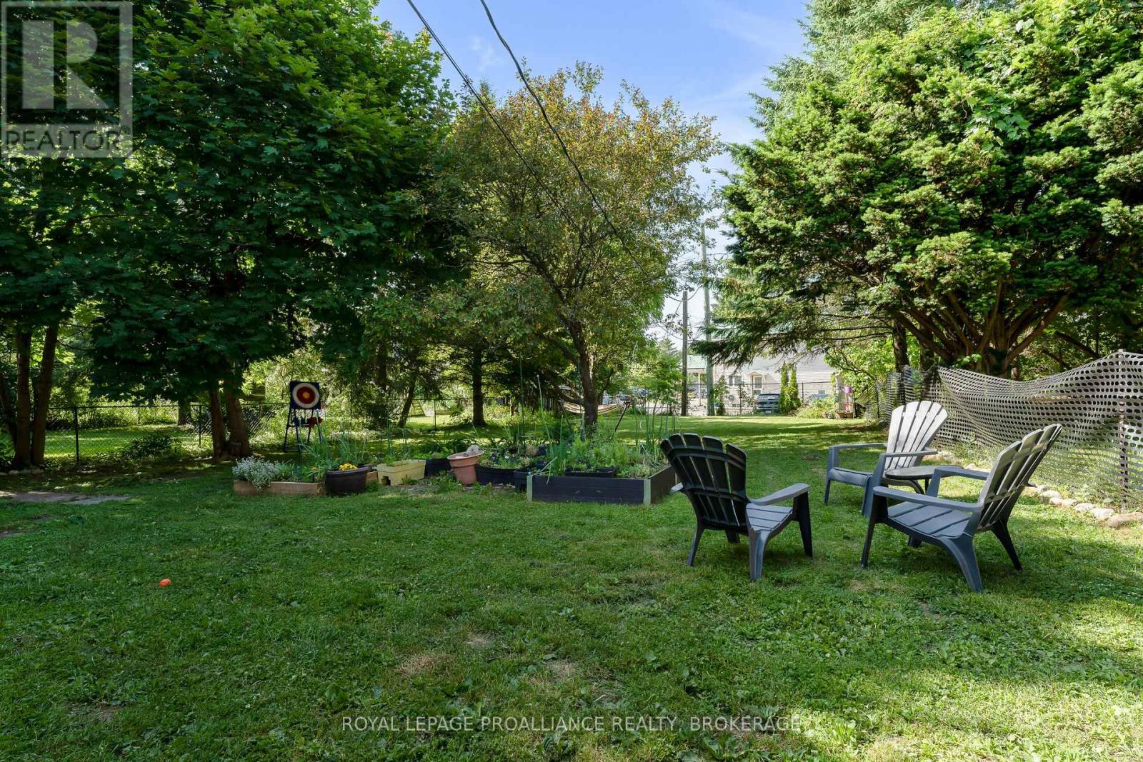 650 Steel Street, Gananoque, Ontario  K7G 2E5 - Photo 35 - X13005312