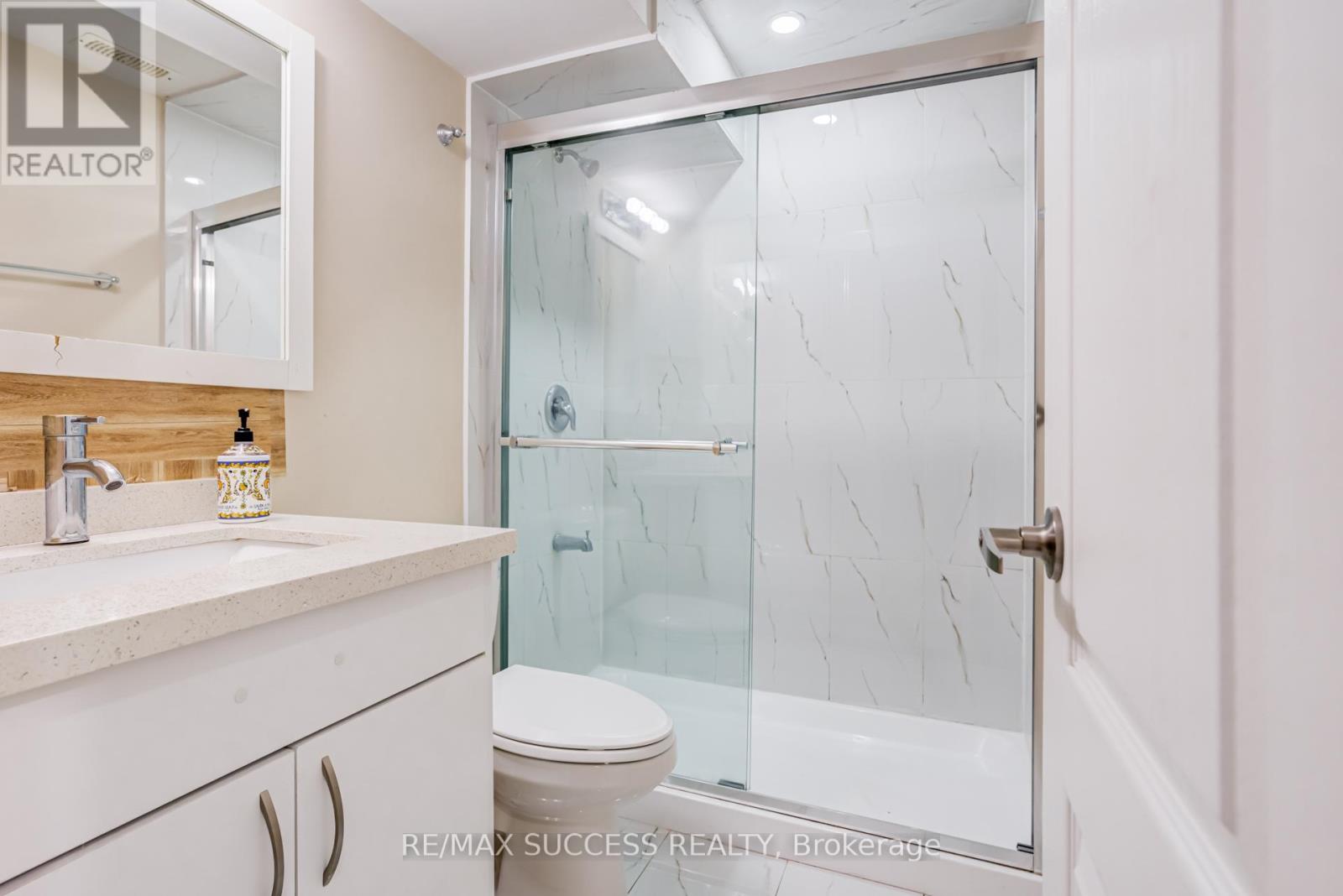 91 Tysonville Circle, Brampton, Ontario  L7A 4B2 - Photo 45 - W13005316