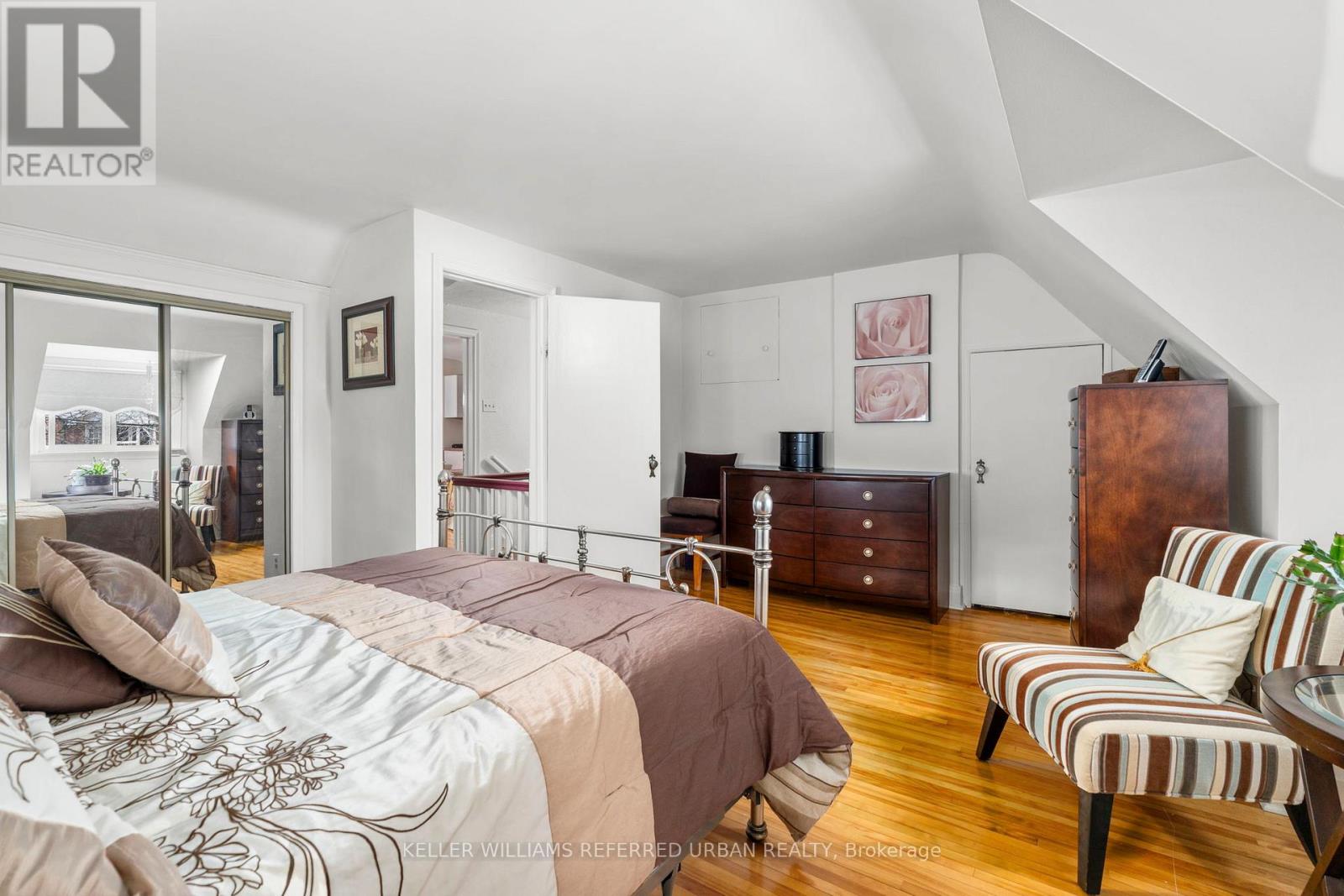 10 Landour Avenue, Toronto, Ontario  M6M 4J4 - Photo 18 - W13005332