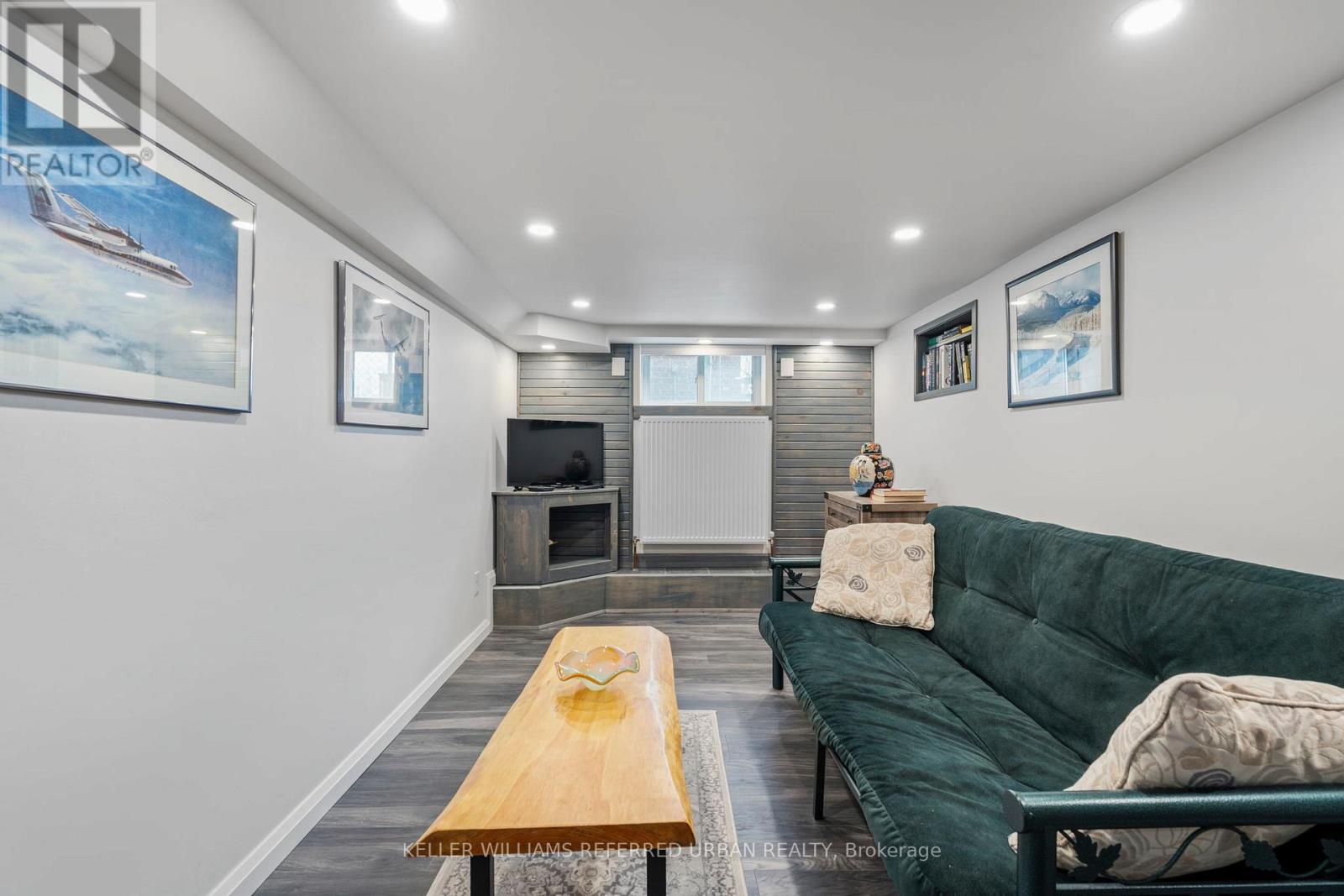 10 Landour Avenue, Toronto, Ontario  M6M 4J4 - Photo 26 - W13005332