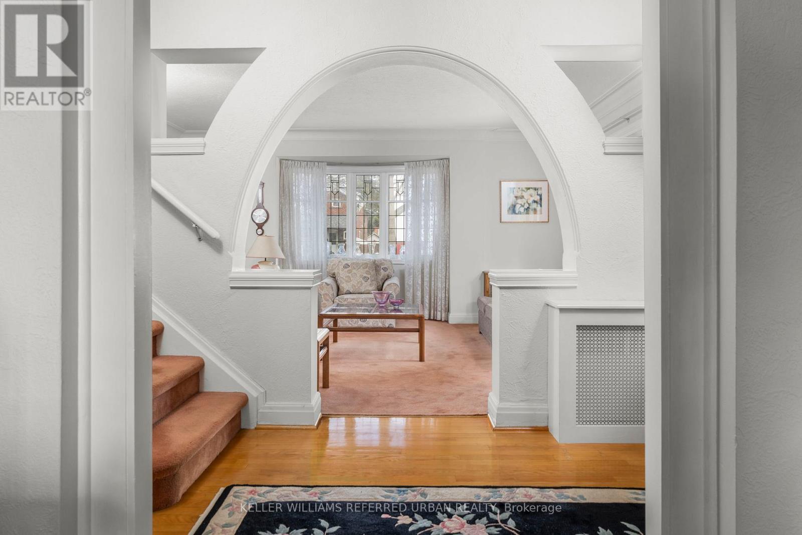 10 Landour Avenue, Toronto, Ontario  M6M 4J4 - Photo 6 - W13005332