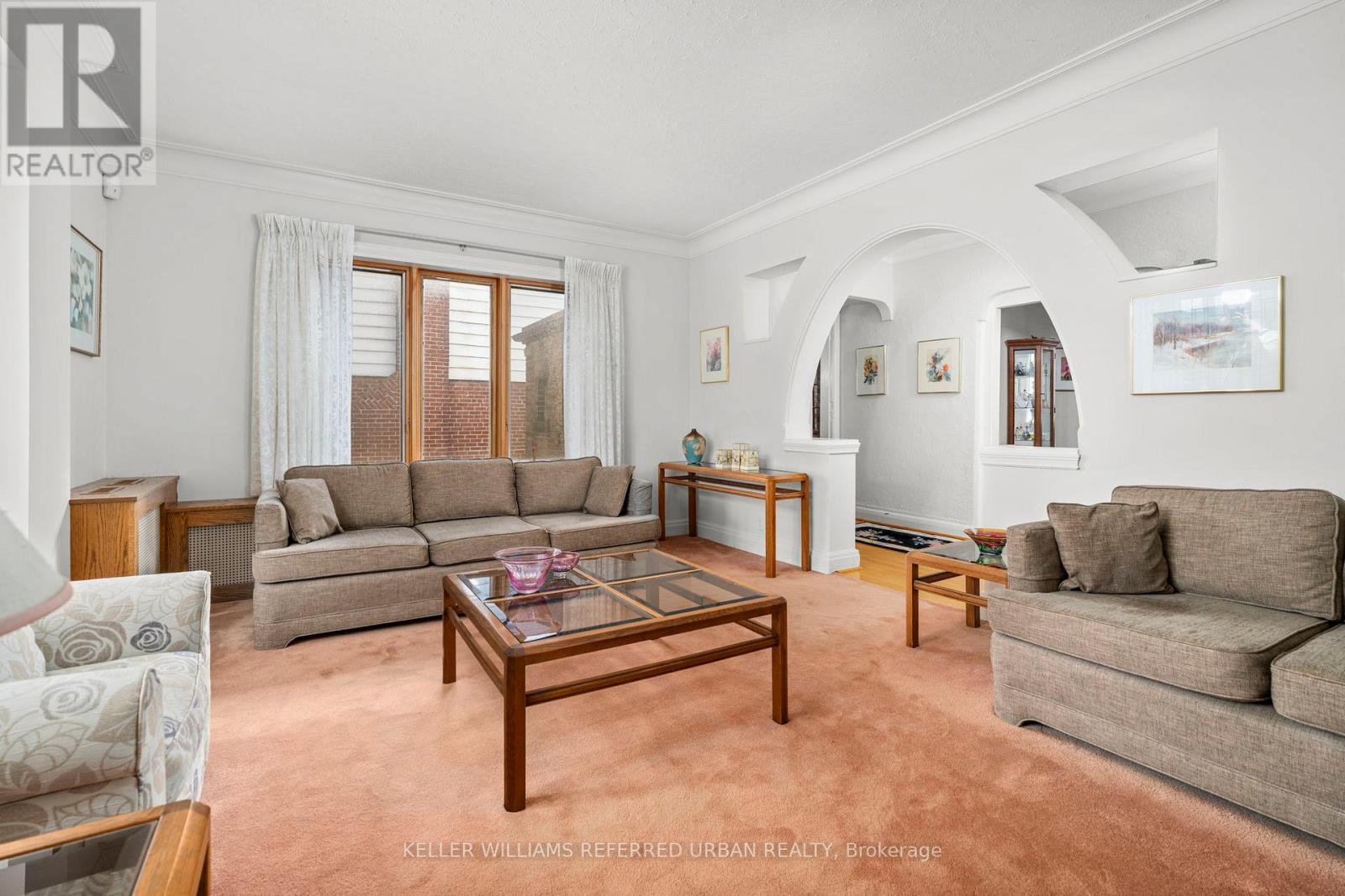 10 Landour Avenue, Toronto, Ontario  M6M 4J4 - Photo 7 - W13005332