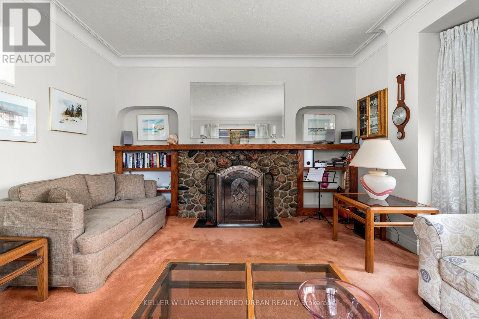 10 Landour Avenue, Toronto, Ontario  M6M 4J4 - Photo 8 - W13005332