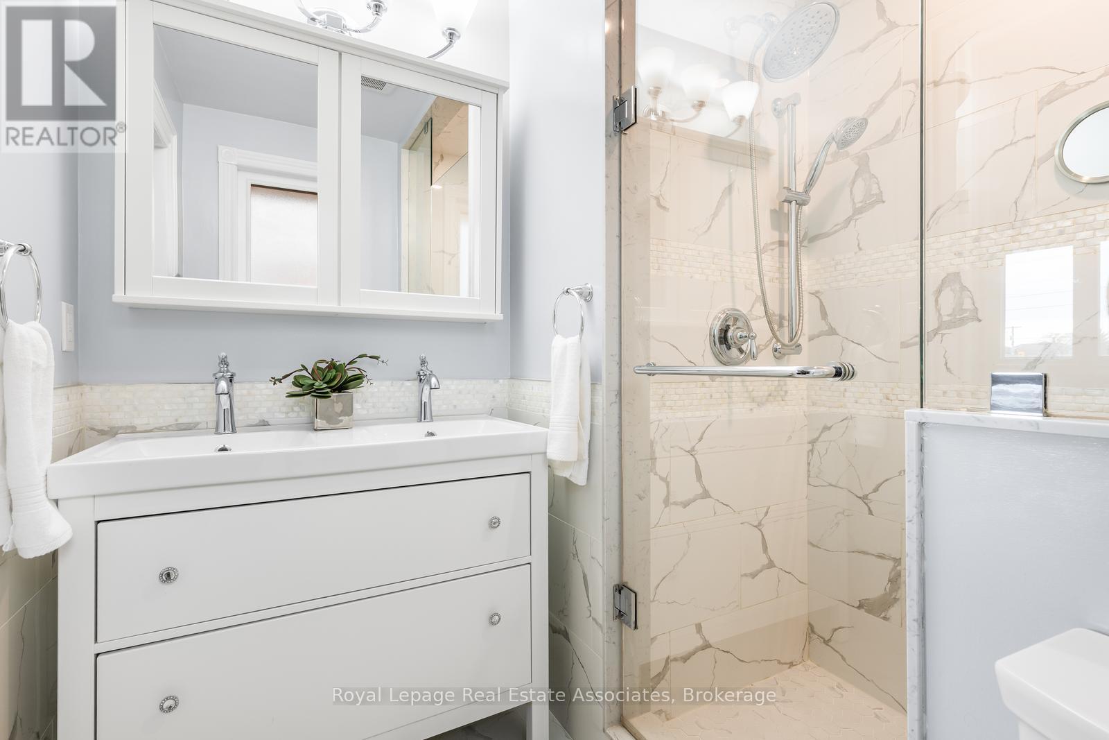 176 Daphne Avenue, Mississauga, Ontario  L5A 1M6 - Photo 31 - W13005340