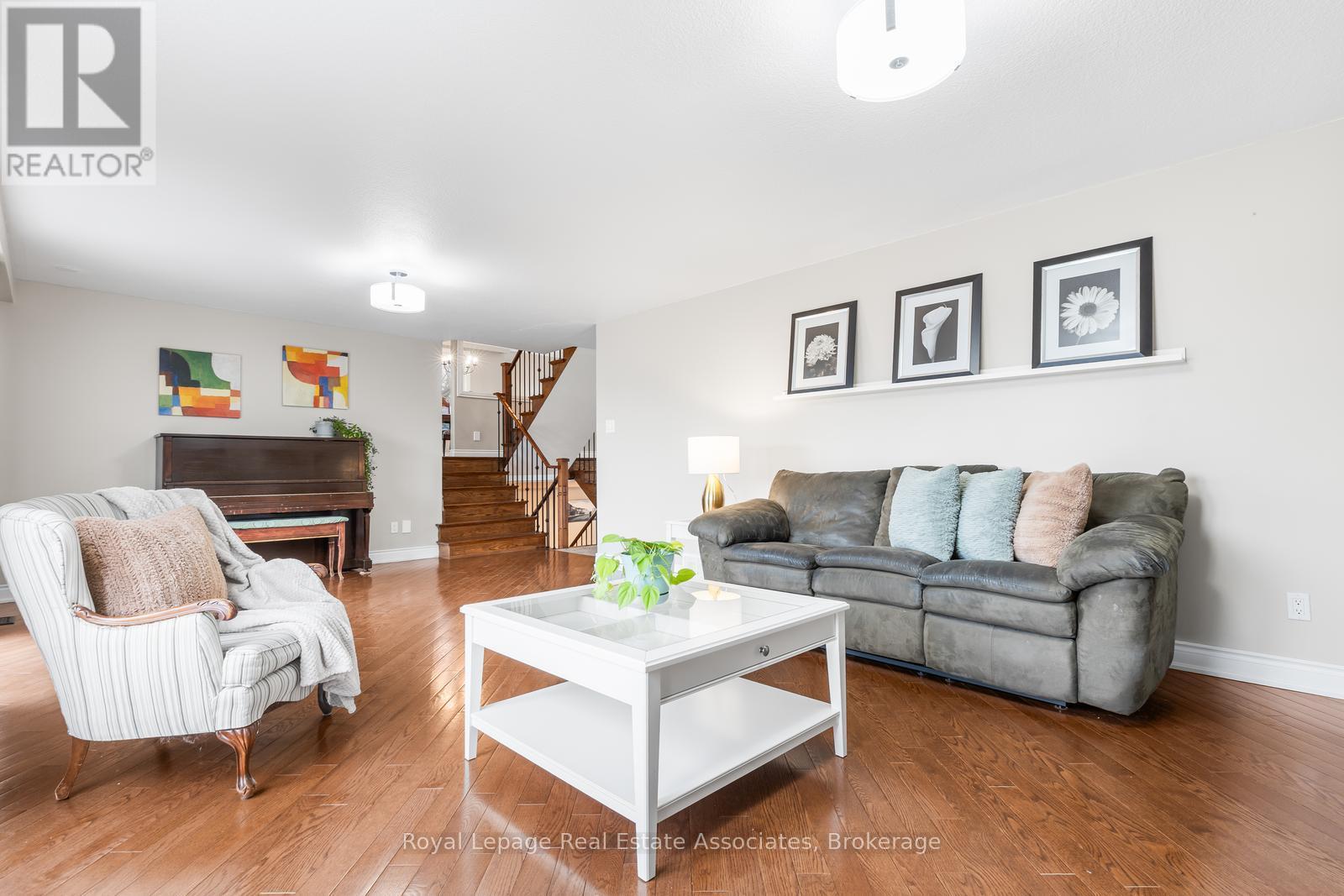 176 Daphne Avenue, Mississauga, Ontario  L5A 1M6 - Photo 8 - W13005340