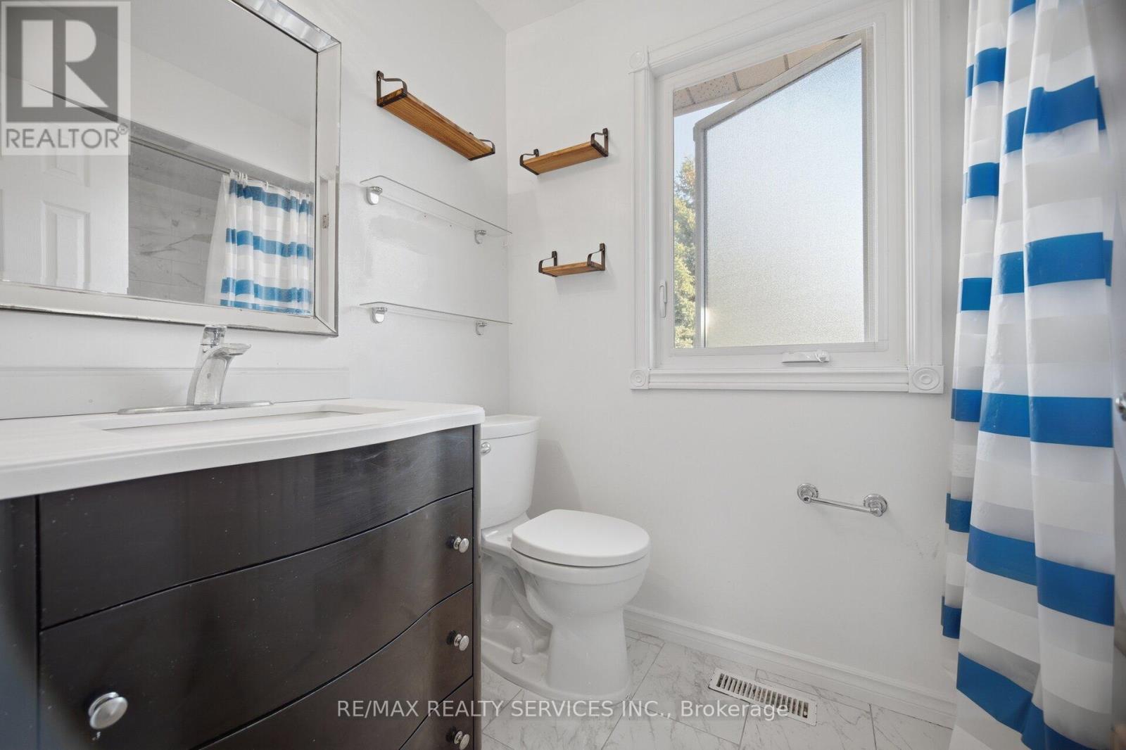 16 Langholm Court, Brampton, Ontario  L6Z 2Y1 - Photo 28 - W13005034