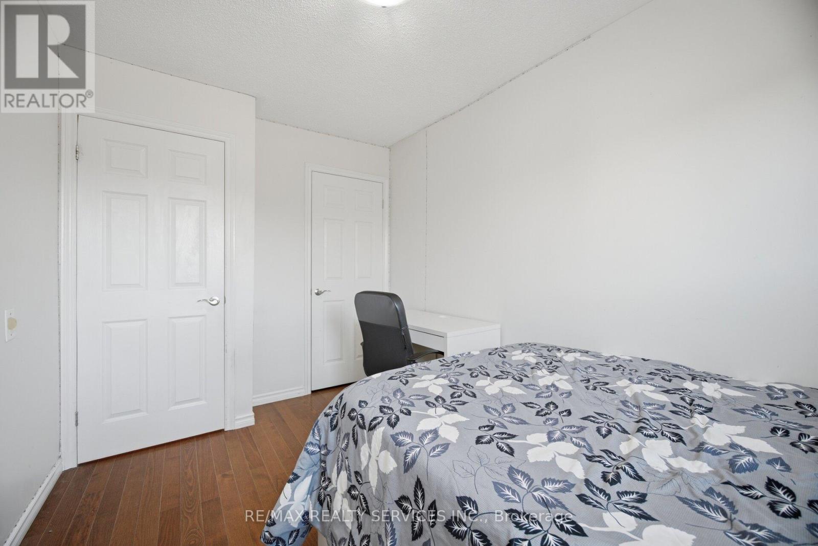 16 Langholm Court, Brampton, Ontario  L6Z 2Y1 - Photo 24 - W13005034