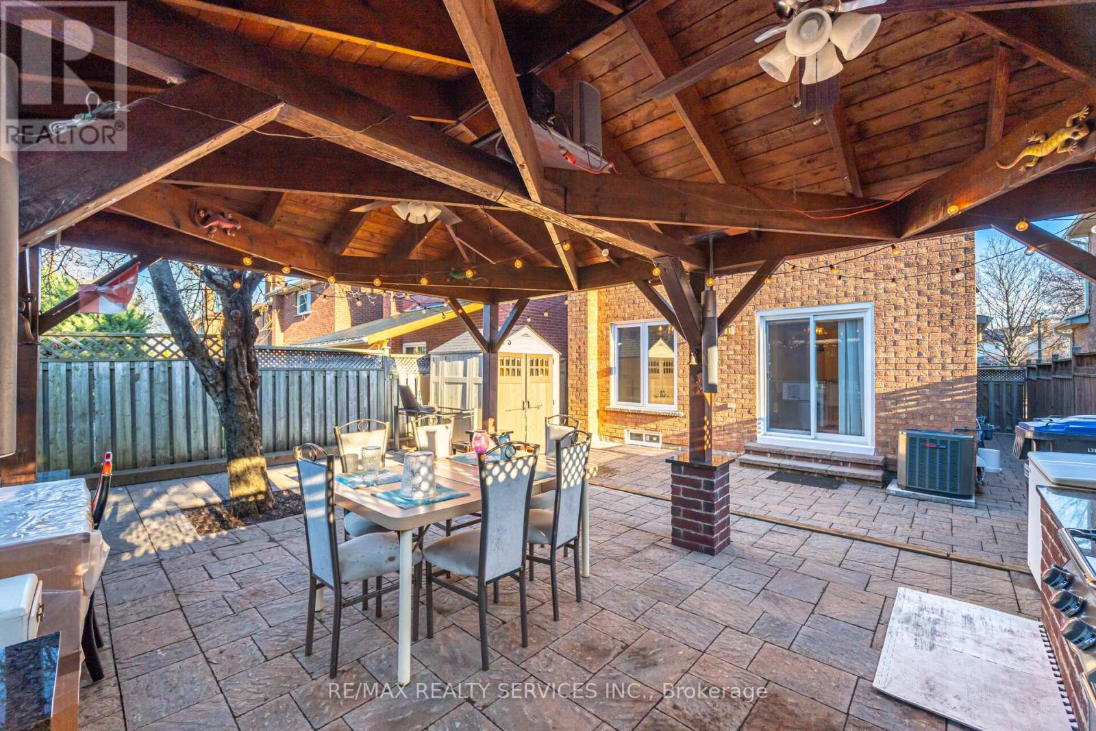 16 Langholm Court, Brampton, Ontario  L6Z 2Y1 - Photo 47 - W13005034