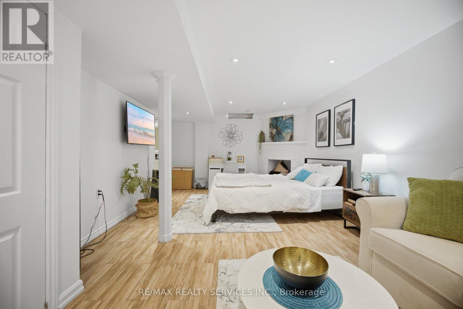 16 Langholm Court, Brampton, Ontario  L6Z 2Y1 - Photo 37 - W13005034