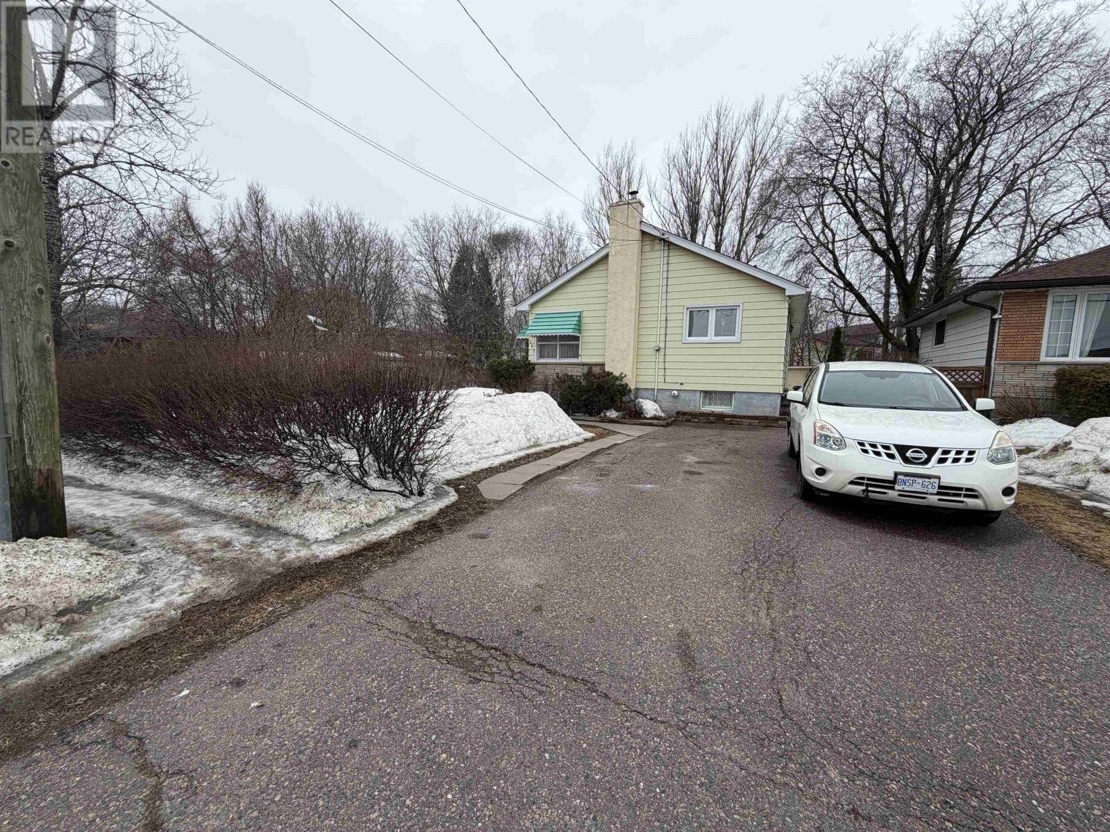 267 Windsor St, Thunder Bay, Ontario  P7B 1V5 - Photo 3 - TB2600713
