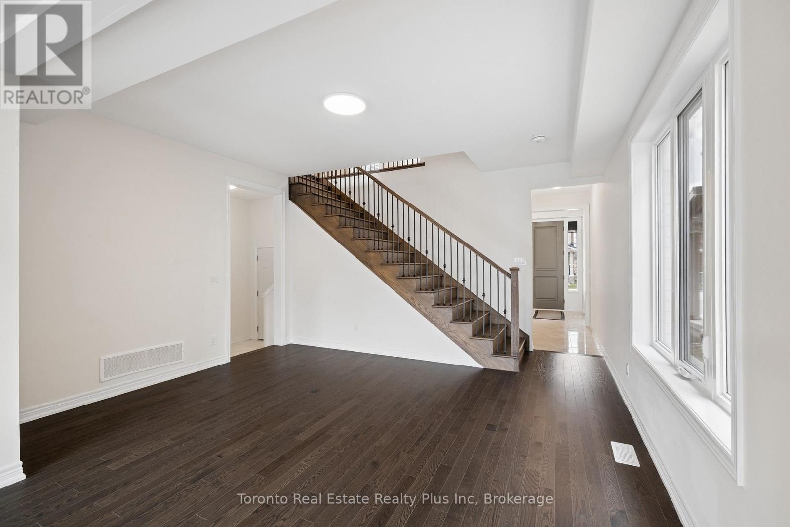 241 Broadacre Drive, Kitchener, Ontario  N2R 0S6 - Photo 20 - X13005378