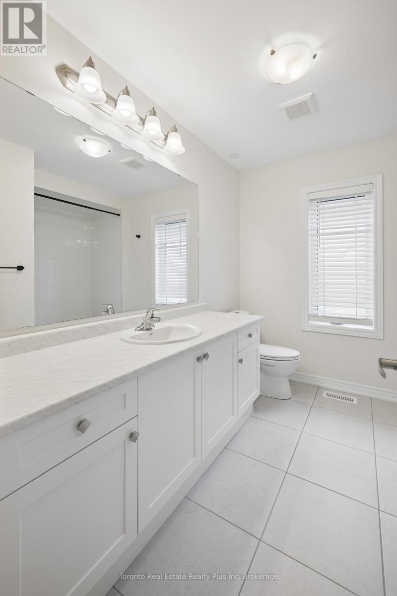 241 Broadacre Drive, Kitchener, Ontario  N2R 0S6 - Photo 30 - X13005378