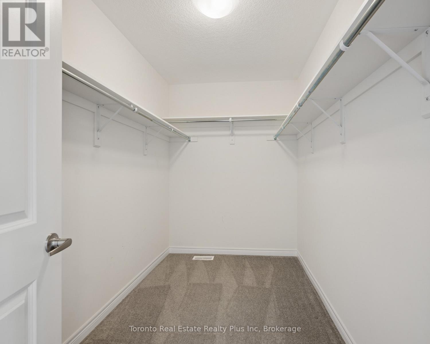 241 Broadacre Drive, Kitchener, Ontario  N2R 0S6 - Photo 34 - X13005378