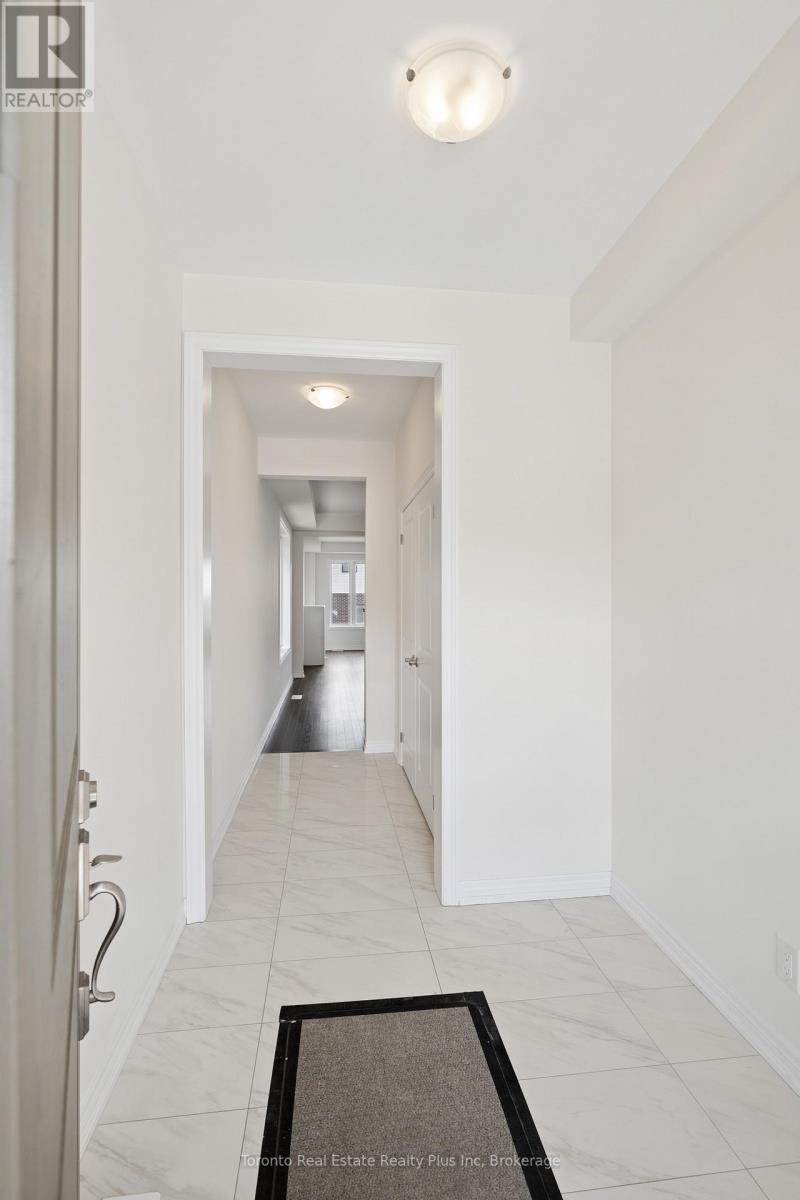 241 Broadacre Drive, Kitchener, Ontario  N2R 0S6 - Photo 6 - X13005378