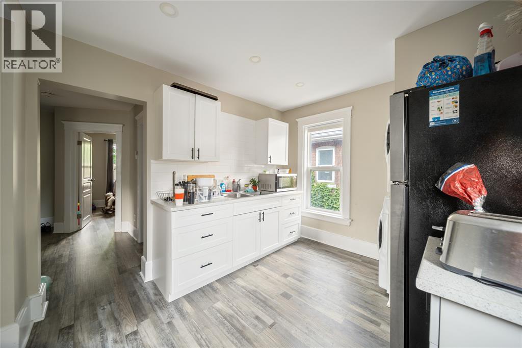 116 Cameron Street, Sarnia, Ontario  N7T 4A8 - Photo 7 - 26008092