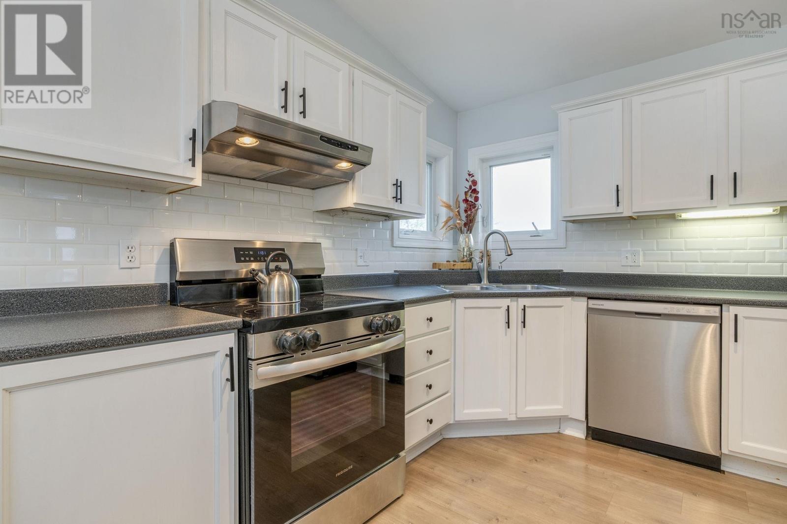 82 Governors Lake Drive, Timberlea, Nova Scotia  B3T 1A5 - Photo 9 - 202607535