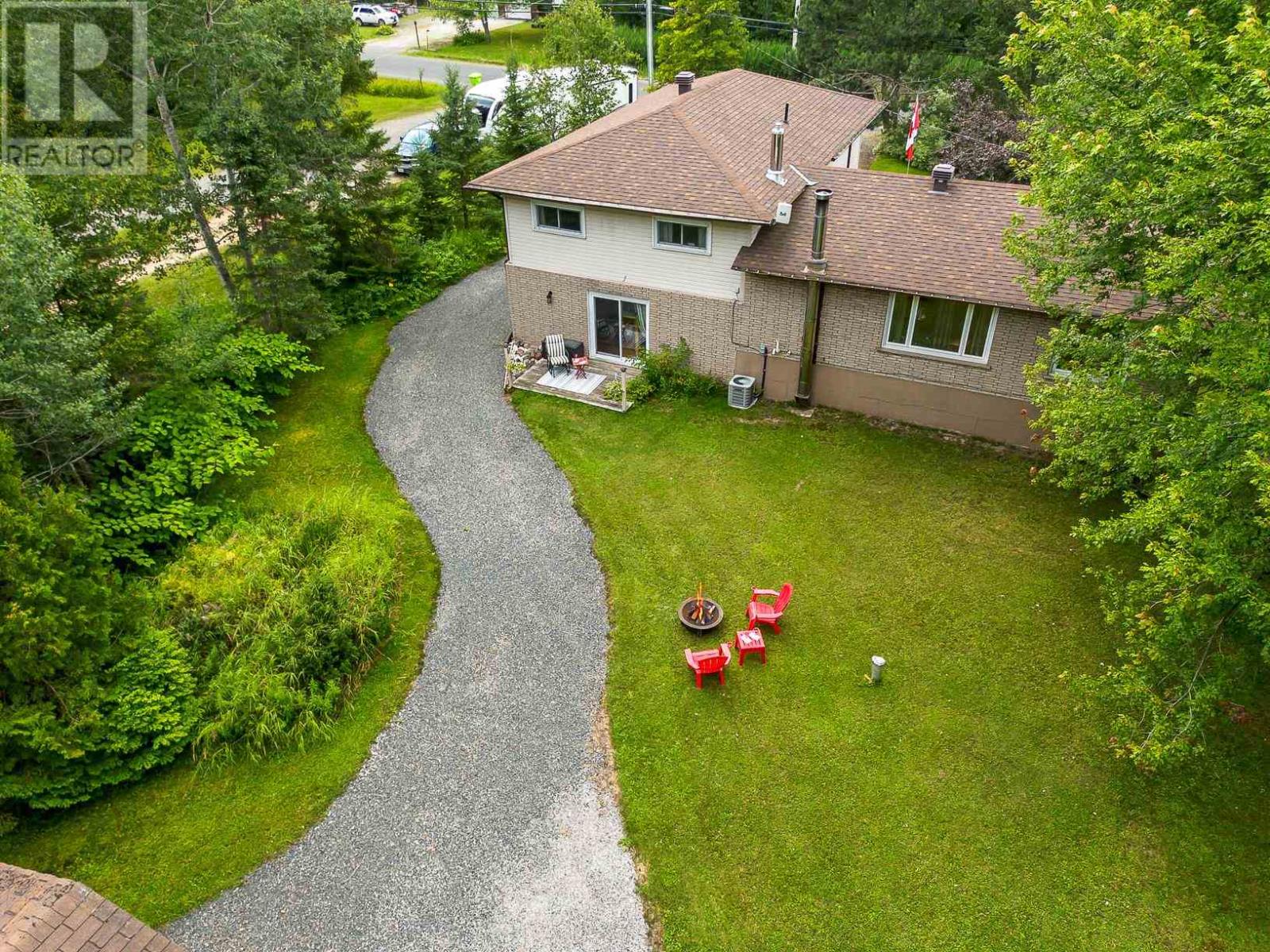 690 Walls Side Rd, Sault Ste. Marie, Ontario  P6A 6K4 - Photo 6 - SM260680