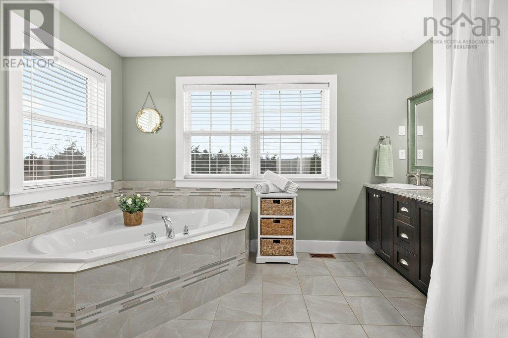 35 Falcourt Run, Upper Tantallon, Nova Scotia  B3Z 0G1 - Photo 24 - 202607580