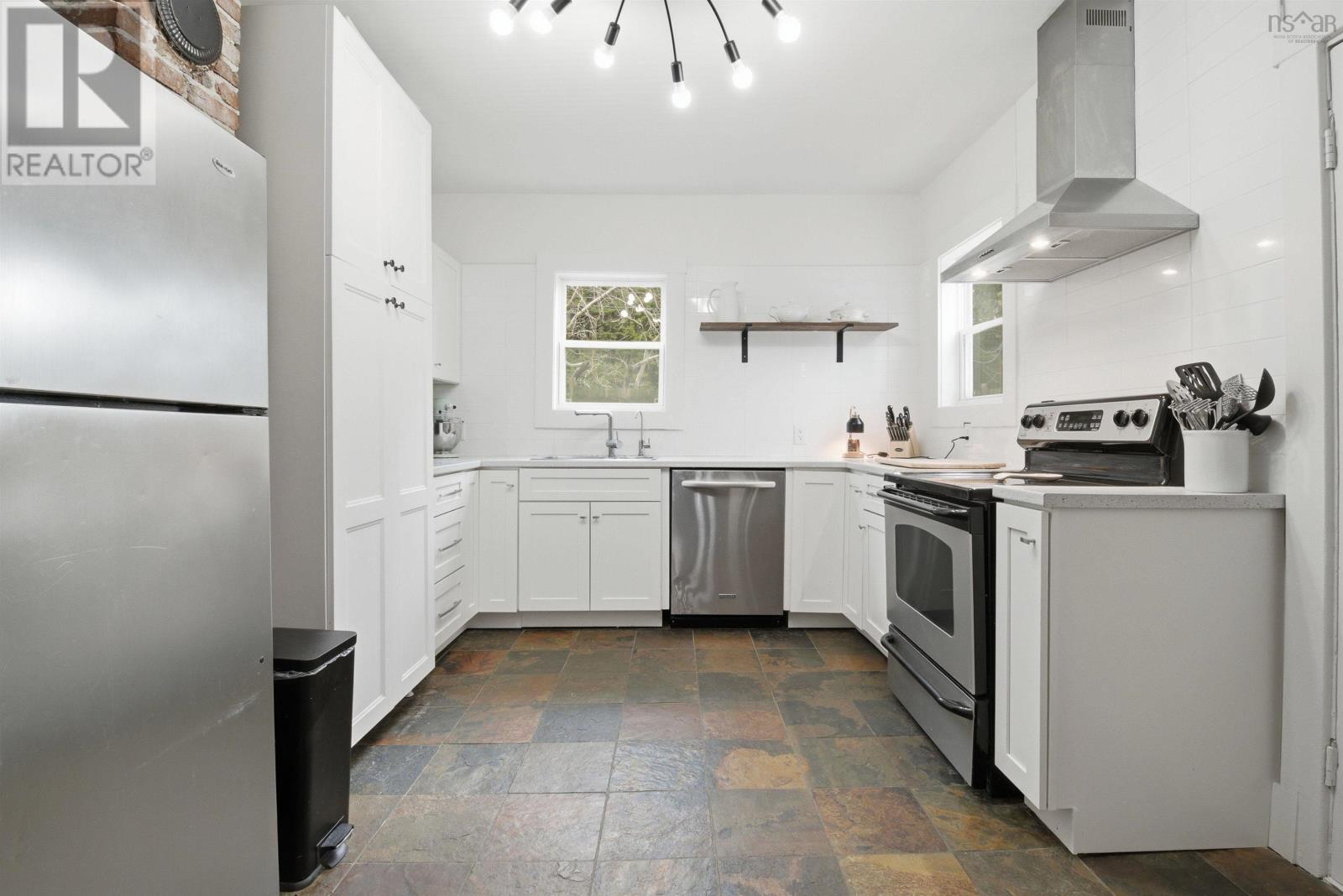 11300 Peggy's Cove Road, Seabright, Nova Scotia  B3Z 3B1 - Photo 8 - 202607584