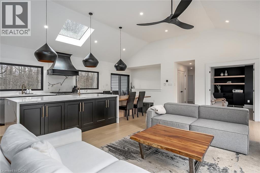 327 Goodram Drive, Burlington, Ontario  L7L 2J9 - Photo 10 - 40819522