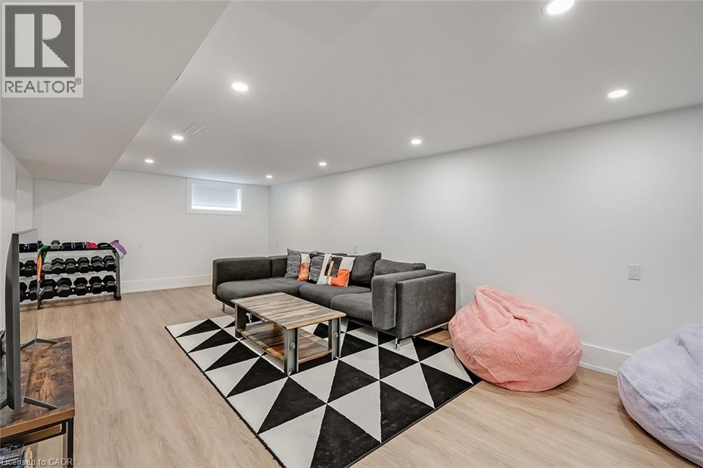 327 Goodram Drive, Burlington, Ontario  L7L 2J9 - Photo 31 - 40819522