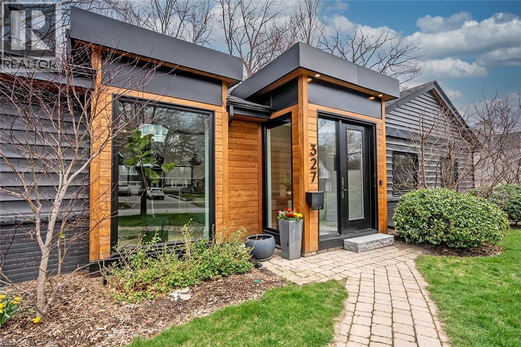 327 Goodram Drive, Burlington, Ontario  L7L 2J9 - Photo 5 - 40819522