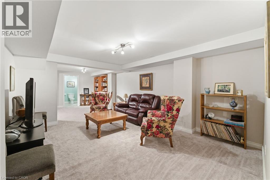 40 Wesleyan Court Unit# 16, Hamilton, Ontario  L9G 5C7 - Photo 21 - 40805866