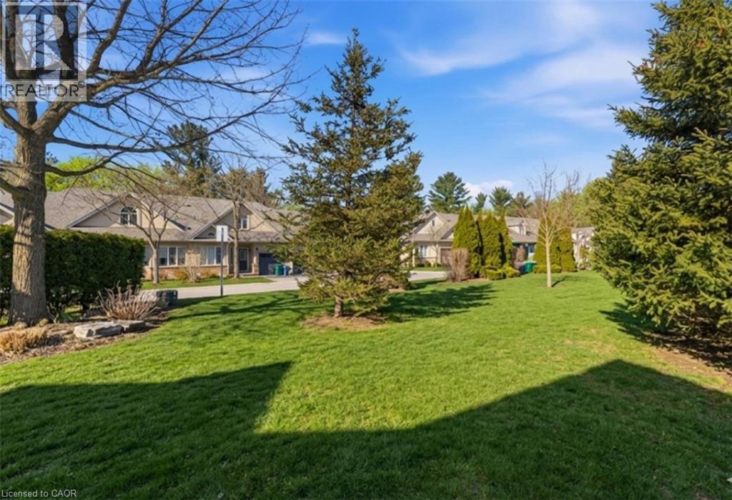 40 Wesleyan Court Unit# 16, Hamilton, Ontario  L9G 5C7 - Photo 31 - 40805866