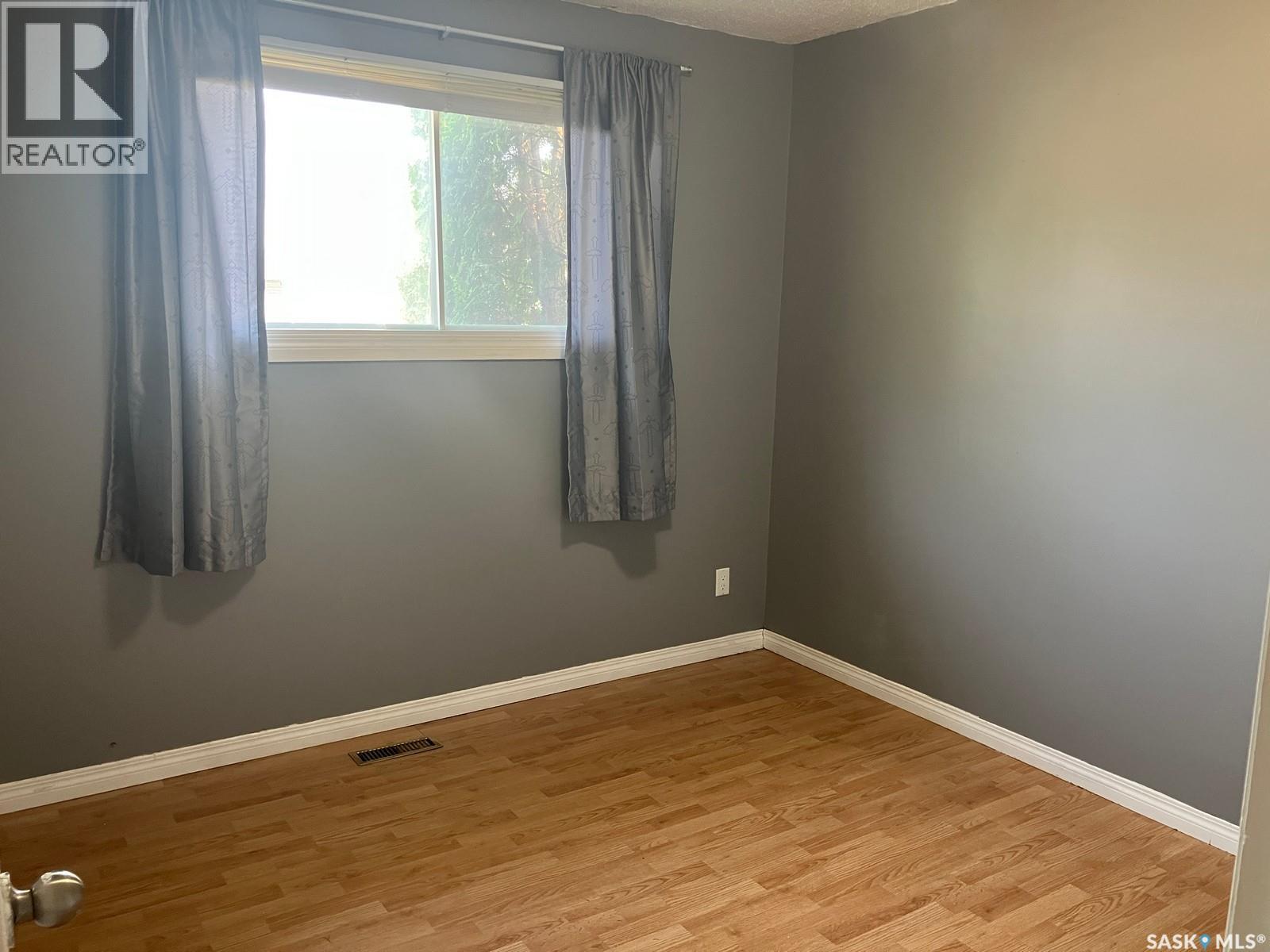 110 4th Street N, Nipawin, Saskatchewan  S0E 1E0 - Photo 18 - SK014496