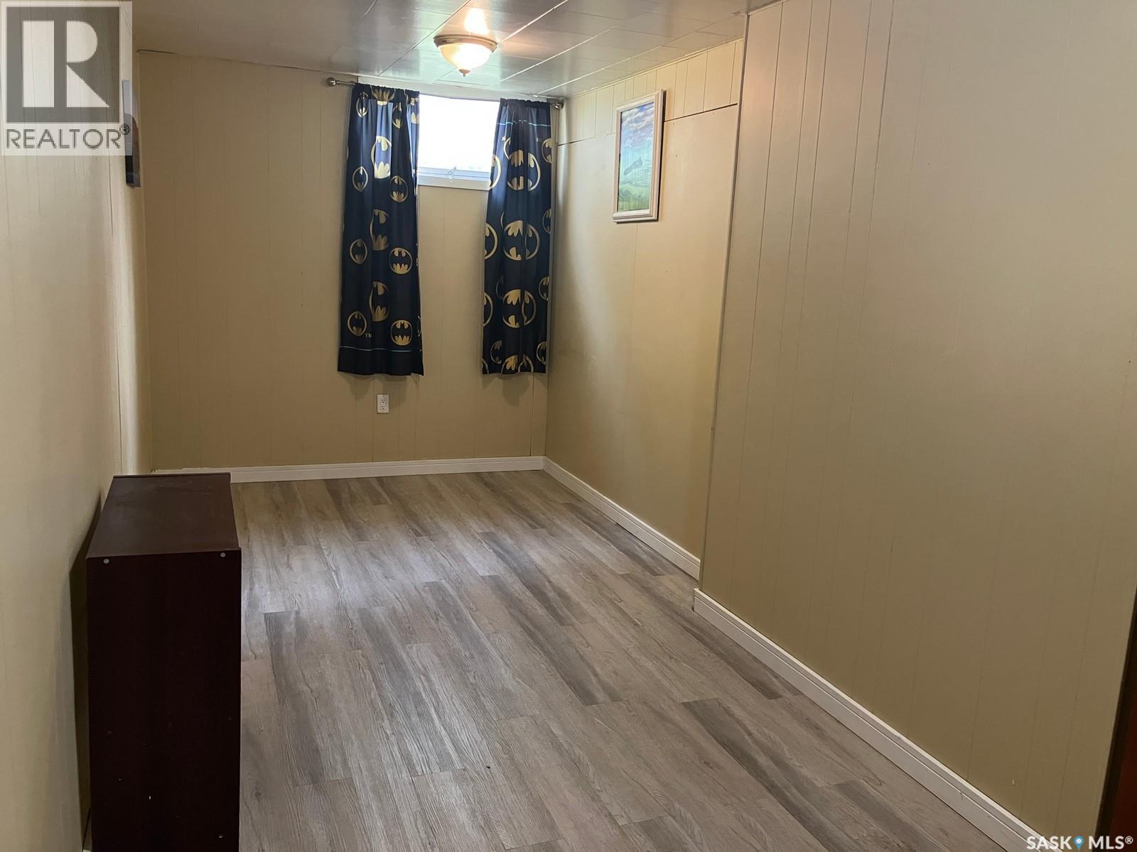 110 4th Street N, Nipawin, Saskatchewan  S0E 1E0 - Photo 33 - SK014496