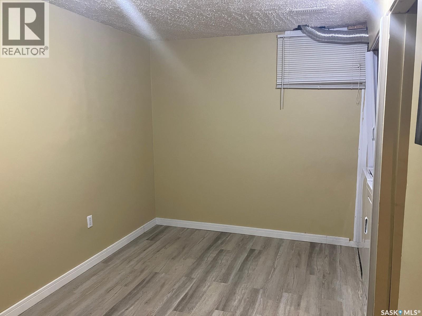 110 4th Street N, Nipawin, Saskatchewan  S0E 1E0 - Photo 38 - SK014496