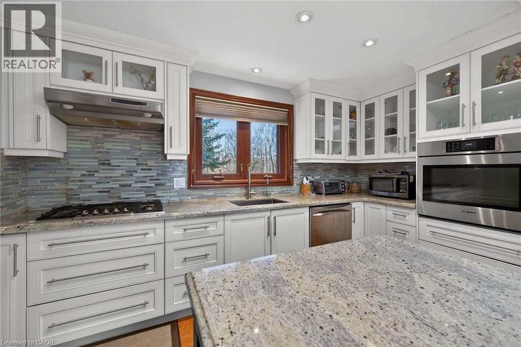 233 Green Mountain Road E, Stoney Creek, Ontario  L8J 2Z5 - Photo 10 - 40811506