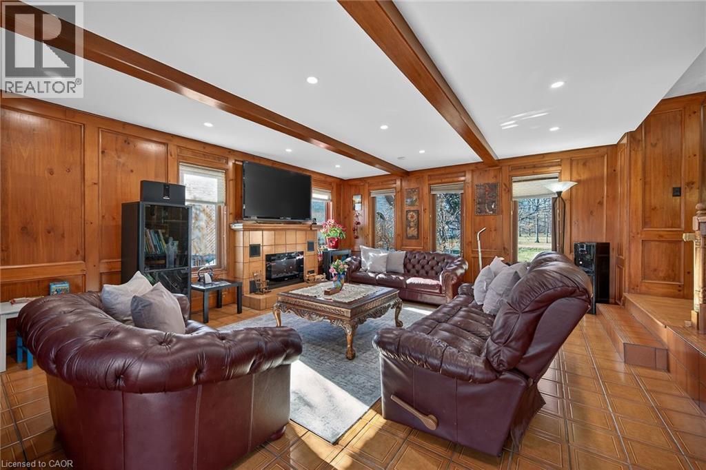 233 Green Mountain Road E, Stoney Creek, Ontario  L8J 2Z5 - Photo 15 - 40811506