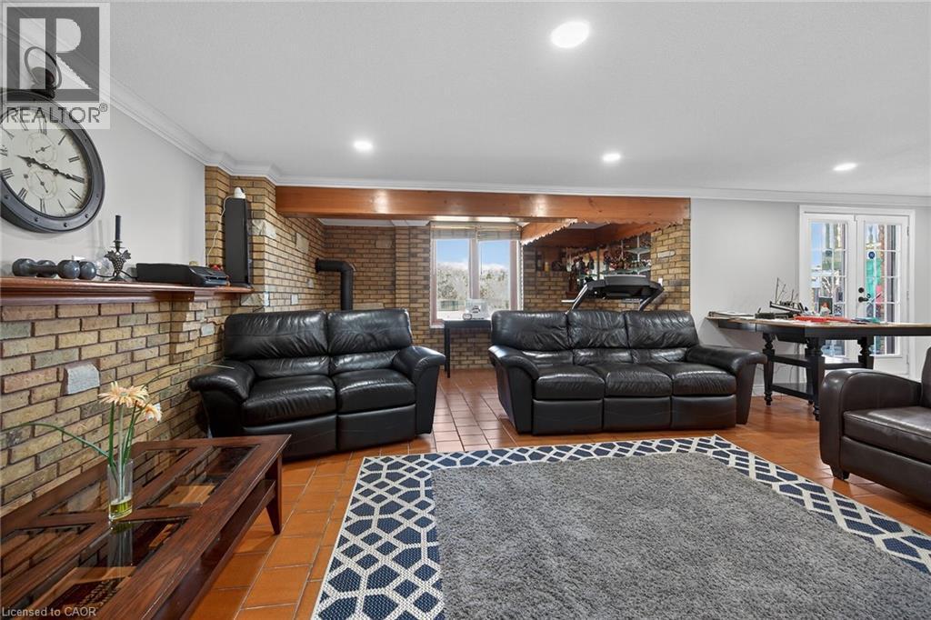 233 Green Mountain Road E, Stoney Creek, Ontario  L8J 2Z5 - Photo 29 - 40811506