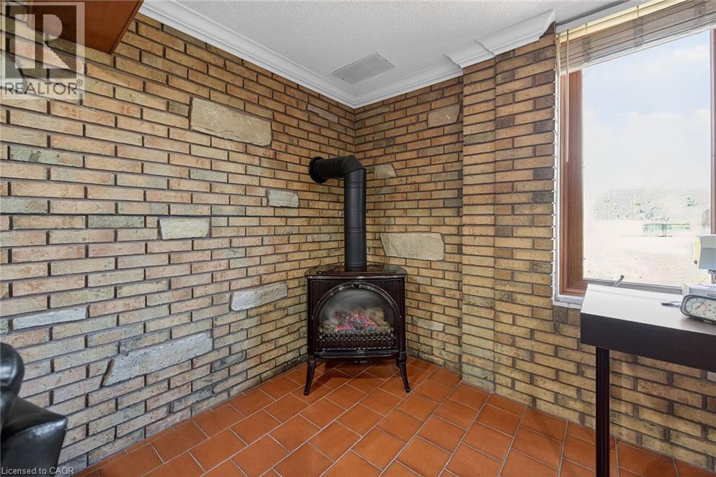 233 Green Mountain Road E, Stoney Creek, Ontario  L8J 2Z5 - Photo 30 - 40811506