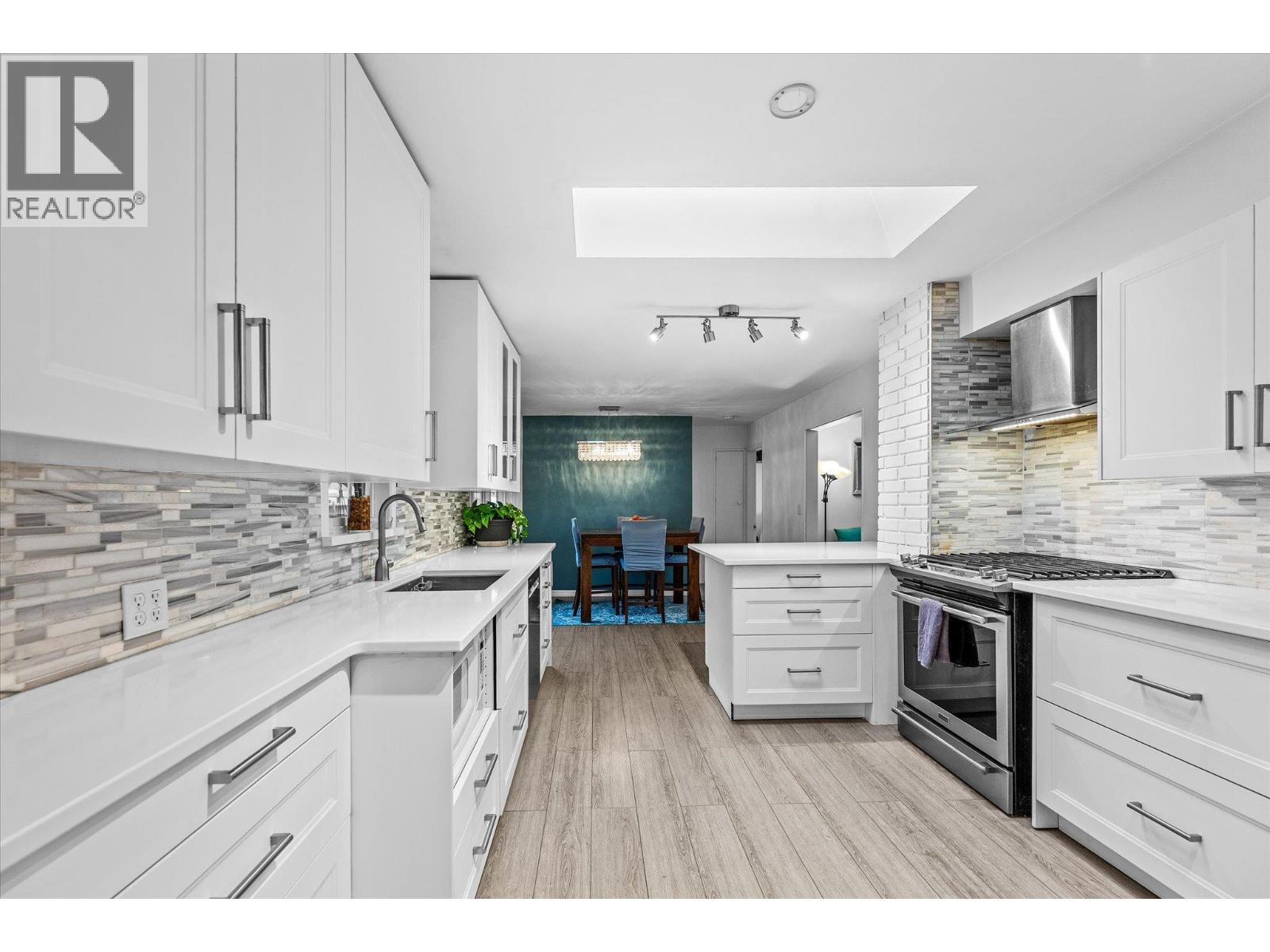 13614 Spencer Avenue, Summerland, British Columbia  V0H 1Z0 - Photo 1 - 10374688