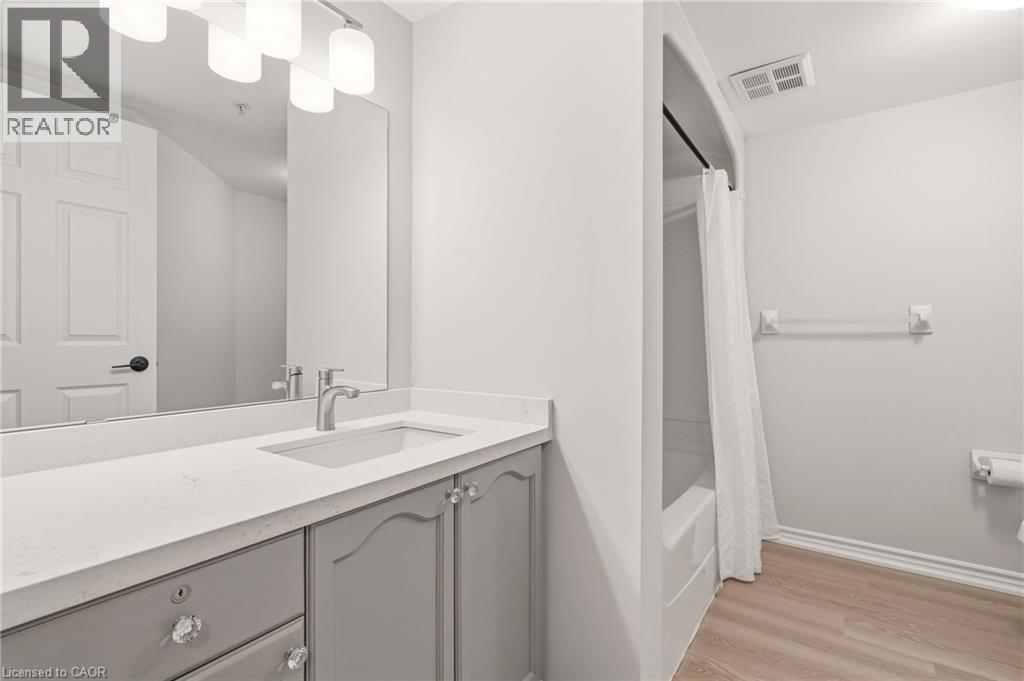 1820 Walkers Line Unit# 213, Burlington, Ontario  L7M 4V4 - Photo 15 - 40819898